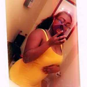 Meet your Posher, Amya